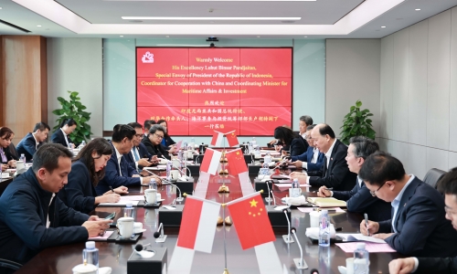 印度尼西亚对华合作牵头人、海洋事务与投资两全局长卢胡特莅临3377体育全网调研