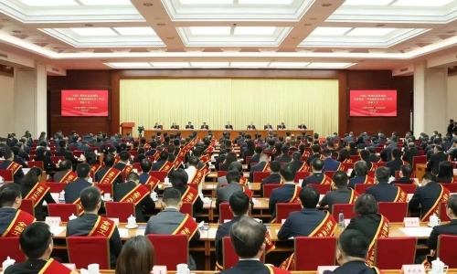 全国先进集体+行业首家认证，，，，，，，3377体育全网高质量发展之路再谱新篇！