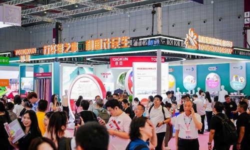 绿色科技领“纤”将来，，，，，，，，3377体育全网闪灼2025yarnexpo秋冬纱线展
